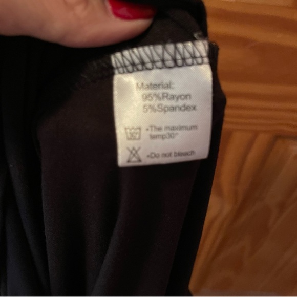 Netsmile Short Sleeve Blouse, Size Large, NWT - Picture 10 of 10